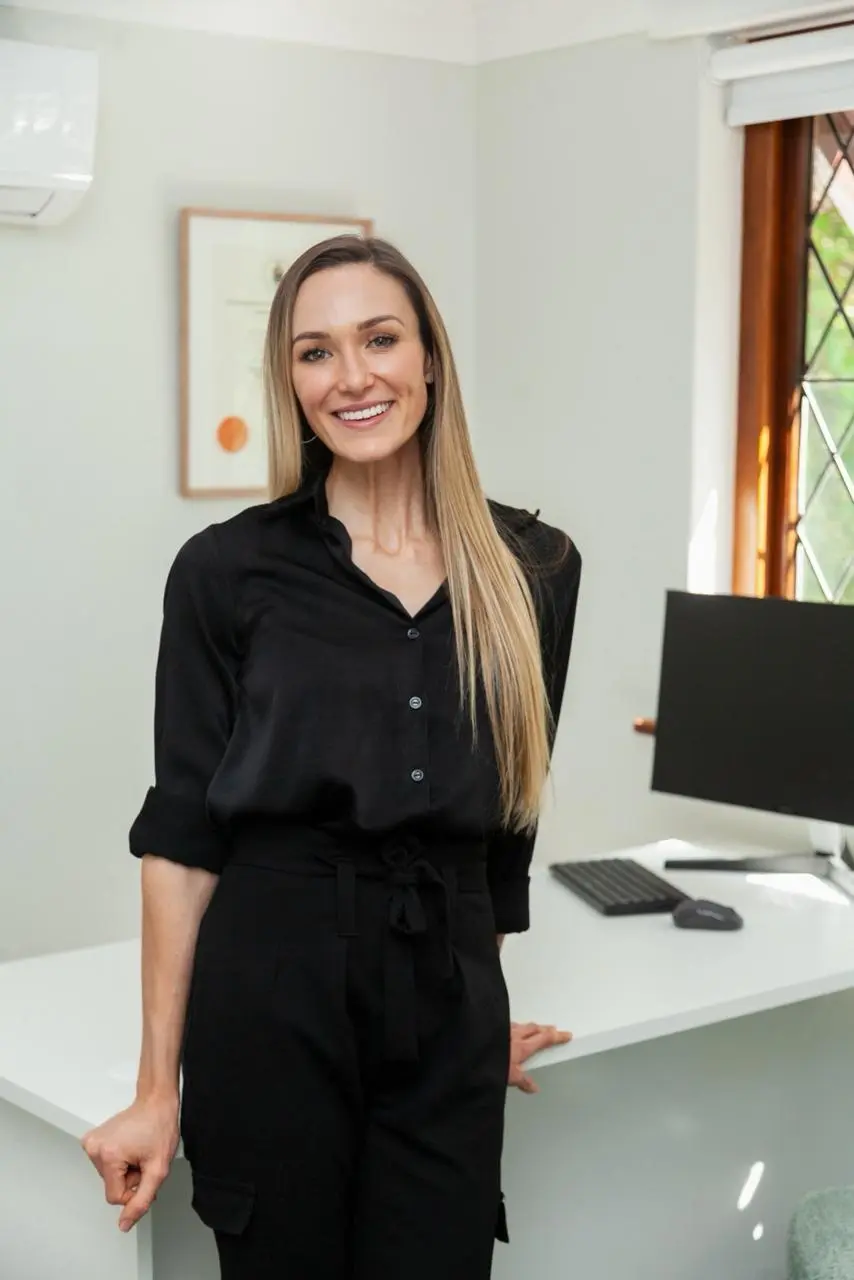 Dr Tayler Poole